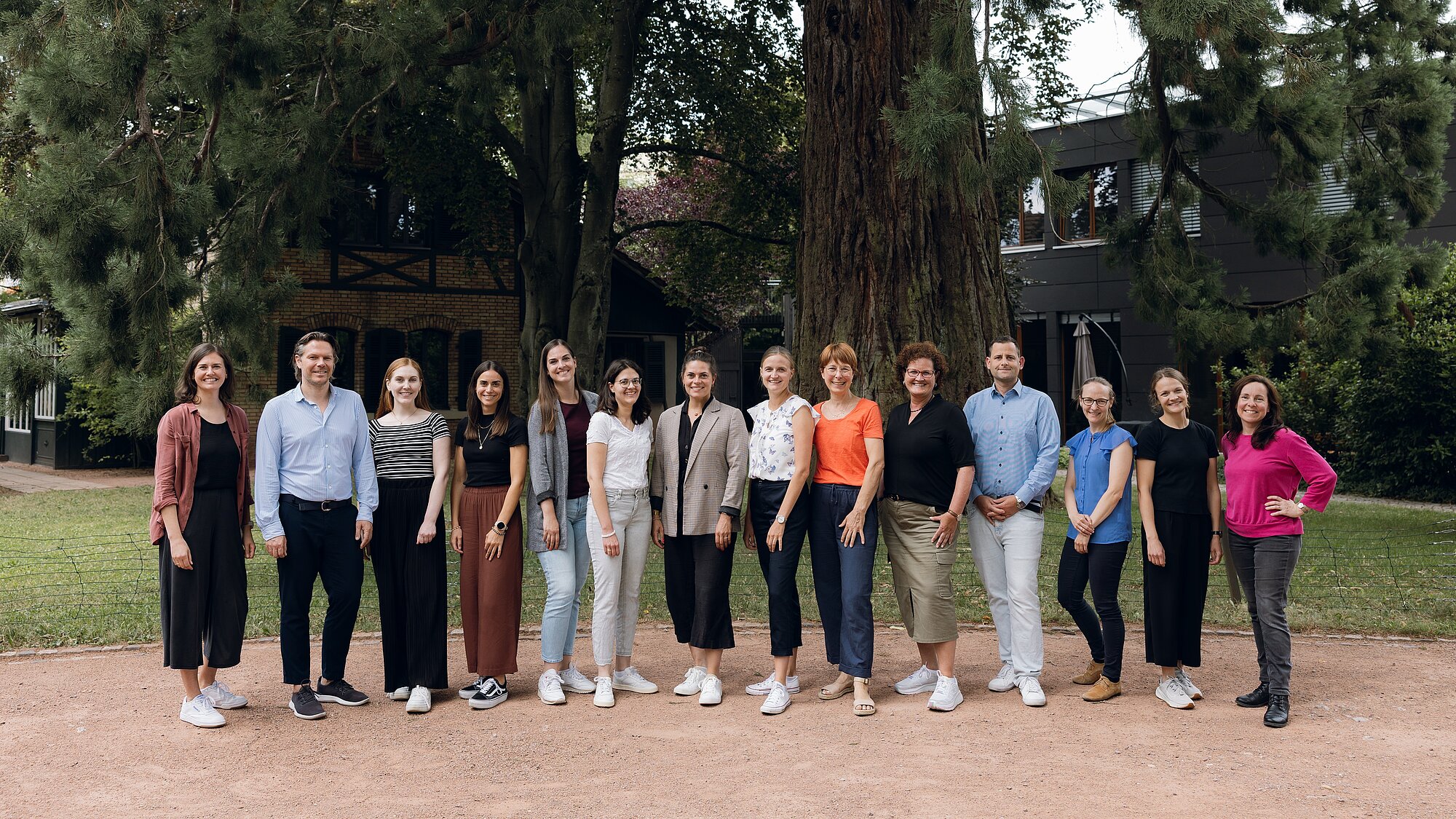 Teamfoto der Mitarbeitenden der Villa Schöpflin